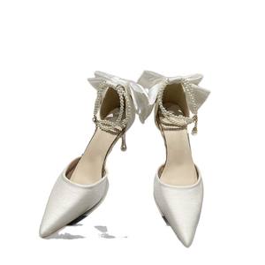 Nouvelles chaussures à talons hauts à bout pointu avec paillettes, dessus en cuir véritable noir, semelle extérieure en caoutchouc, respirantes, confortables, antidérapantes, exsudent de l'élégance - Product Image 1