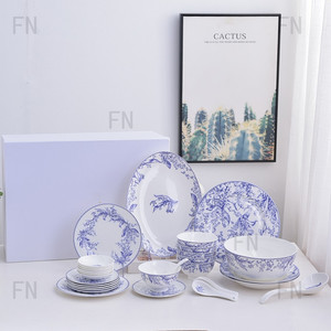 Vente chaude européen bleu à motifs 32 pièces ensemble de dîner en porcelaine mariage approprié assiette en céramique pour la maison et les restaurants - Product Image 1