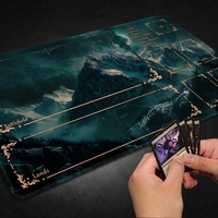 Tapis de jeu TCG personnalisé imprimé 24x14 pouces en caoutchouc résistant à l'eau, sublimation couleur intégrale, tapis de jeu de cartes en stock