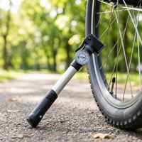 Pompe à air miniature pour vélo en alliage d'aluminium haute pression 100 PSI avec valves Schrader et Presta pour le gonflage des pneus de vélo