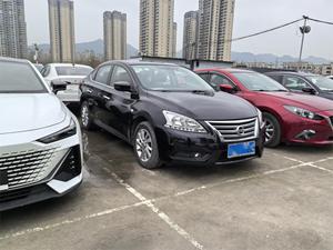 นิสสัน ซิลฟี่ ปี 2014 เครื่องยนต์ 1.6 ลิตร เกียร์ CVT รถเก๋ง - ภายในระดับพรีเมียมพร้อมเบาะหนัง  ผ้าคลุมเบาะรถยนต์  ไฟ DRL แบบ LED - Product Image 3