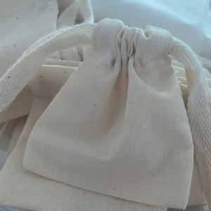 Made in the China Eco Canvas Cotton Dust <b>Pouch</b> Customized Packing Fabric <b>Pouch</b> 100% Organic Cotton <b>Drawstring</b> Bag - Product Image 3