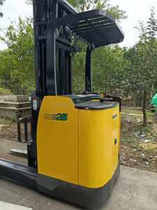 Montacargas japonés original de plataforma elevadora de 2.5t, cuatro direcciones, para uso en almacén, usado, Komatsu 2022, 1 año de garantía - Product Image 6