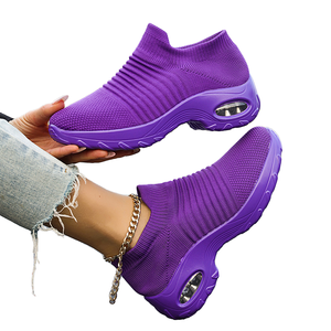 Chaussures de course à enfiler pour femmes, automne/printemps, respirantes, en maille légère, semelle extérieure en PU souple, semelle intérieure confortable, design tendance - Product Image 1