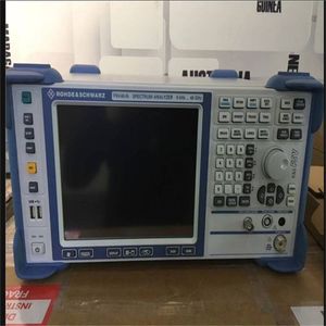 Analyseur de spectre Rohde & Schwarz FSW26 Signal Plus, 9 kHz à 26,5 GHz, analyseur radio multi-normes pour usage en laboratoire - Product Image 3