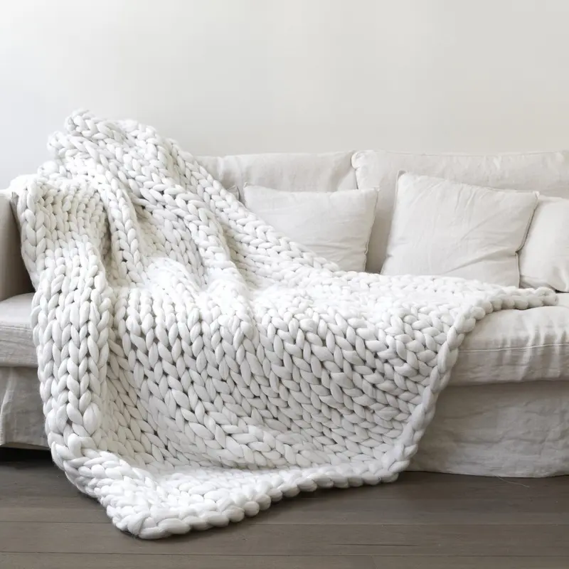 Super Soft Textured Solid Decorative Throw Blanket Lightweight Knitted 100% Acrylic Throw Blanket For Bed And Sofa