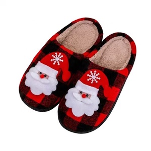 Personalizable, Ligero, Suave, Cómodo, Cálido, Invernal, Navideño, Antideslizante, para Parejas, Hombres y Mujeres, con Forro de Piel Sintética - Product Image 1