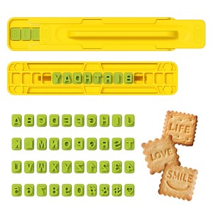 Emporte-pièces personnalisés en plastique pour biscuits et fondants, avec lettres <span class=keywords><strong>de</strong></span> l'alphabet et chiffres (0-9) - Product Image 1