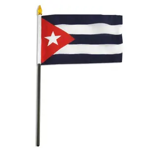 Bendera genggam berkualitas tinggi bendera melambai bendera dekoratif poliester dengan tongkat plastik hitam