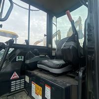 Excavatrice sur chenilles Komatsu PC40MR d'occasion, 4 tonnes, modèle compact 2025, faible consommation de carburant, faible nombre d'heures de fonctionnement, excellent état
