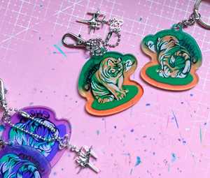 Porte-clés en acrylique transparent OEM/ODM, motif tigre épais, style <span class=keywords><strong>pixel</strong></span> <span class=keywords><strong>art</strong></span> original - Product Image 3