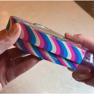 Jouet anti-stress en silicone PU en forme de cœur scintillant, mignon et amusant, idéal pour les fêtes d'enfants - Product Image 3