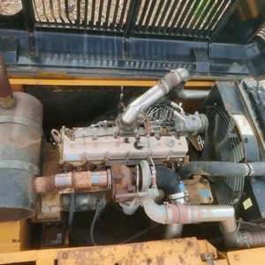 Excavadora grande de servicio pesado R375LC 37ton usada Hyundai de alta calidad con bomba de motor de componentes esenciales a la venta - Product Image 2