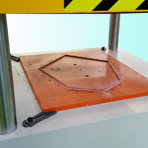 Machine de poinçonnage de pierre de façonnage de dalles de pavage en <span class=keywords><strong>granit</strong></span>, presse à quartz artificielle hydraulique HLSY-S81 de Hualong Machinery - Product Image 5
