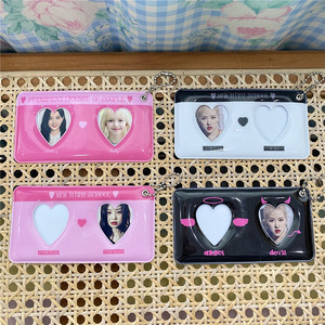 ที่ใส่การ์ด kpop PVC 3นิ้วพวงกุญแจหัวใจกลวงรูปหัวใจสำหรับ <span class=keywords><strong>jennie</strong></span> <span class=keywords><strong>LISA</strong></span> <span class=keywords><strong>Rose</strong></span> jisoo photocards - Product Image 1