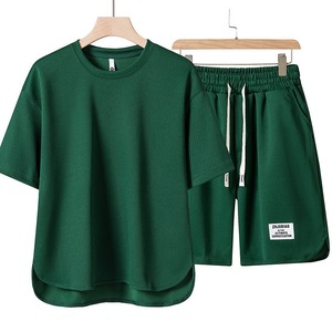 Tuta 2025 moda estate Casual a maniche corte traspirante <span class=keywords><strong>vestiti</strong></span> ad asciugatura rapida con tuta da uomo pantaloncini da ginnastica - Product Image 5
