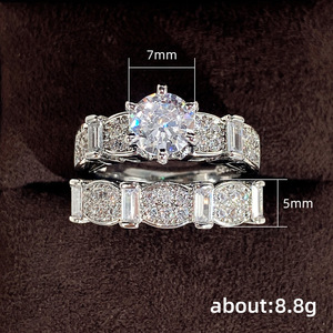 Anello con Accenti in Cristallo Stile Ufficio per Donne, Elegante Anello alla Moda, Accessorio per Uso Quotidiano e Feste - Product Image 5