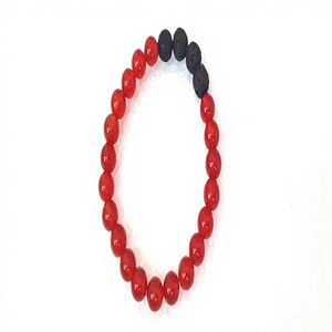 Bracelets écologiques en perles de quartz cristallin naturel avec pierre de lave noire sculptée – Guérison et spiritualité - Product Image 3