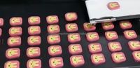 Nouvelle machine à encruster automatique à commande tactile 220V grande capacité pour biscuits et gâteaux, prix compétitif