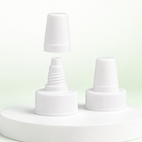 Bouchon distributeur en plastique blanc avec buse, fermeture à pression pour l'emballage de miel, sauce, moutarde, ketchup, sirop