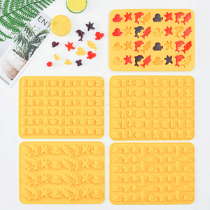 Molde <span class=keywords><strong>de</strong></span> silicona para dulces <span class=keywords><strong>de</strong></span> grado alimenticio, Mini molde <span class=keywords><strong>de</strong></span> gelatina <span class=keywords><strong>de</strong></span> Chocolate <span class=keywords><strong>Fondant</strong></span> con patrón <span class=keywords><strong>de</strong></span> fruta, 66 cavidades - Product Image 6