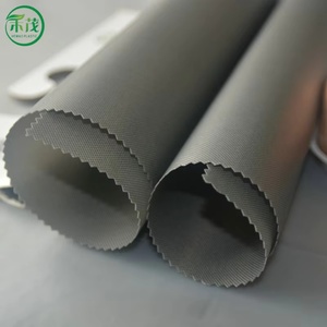Rouleau de tissu transparent personnalisé en PVC enduit de plastique souple gris 840D, écologique, résistant à l'eau et aux déchirures, pour sacs à main et bagages - Product Image 1