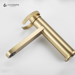 Rubinetto Moderno per Bagno in Oro, Lussuoso e Moderno per Hotel e Appartamenti, in Acciaio Inox 304 - Product Image 5