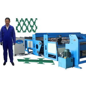 Máquina de soldadura Hoja de afeitar Malla de alambre de púas para la venta Fábrica Mejor precio Bobina de <span class=keywords><strong>control</strong></span> PLC Aluminio de alta velocidad Nuevo producto <span class=keywords><strong>2020</strong></span> - Product Image 1