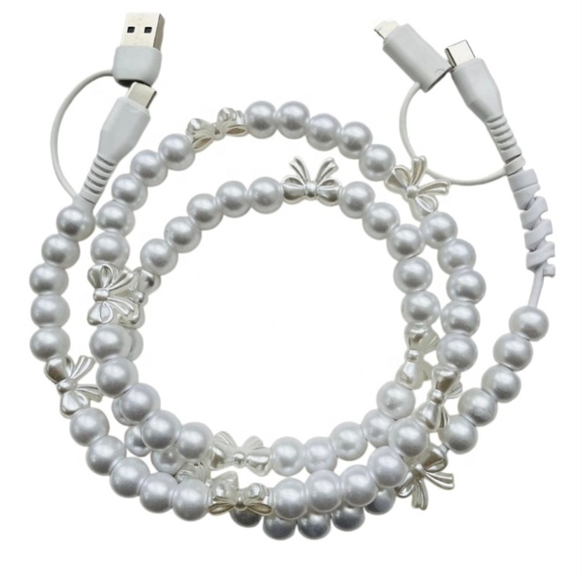 Personalized Top Selling 4 in 1 Stylish Bow Acrylic Beads Type-C Fast Charging Cable with Braid Shielding for Camera Use