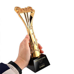 JY Vente Chaude OEM / ODM <span class=keywords><strong>2023</strong></span> Personnalisé Résine Artisanat Trophée Usine <span class=keywords><strong>Champions</strong></span> League Trophée - Product Image 4