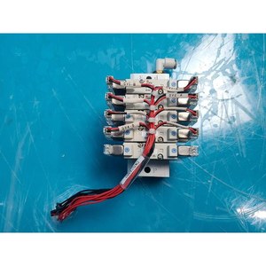 Válvula Solenoide de 5 Puertos SMC SYJ5243-5LZ-X80, Usada, Piezas de Equipos Semiconductores Legacy - Product Image 2
