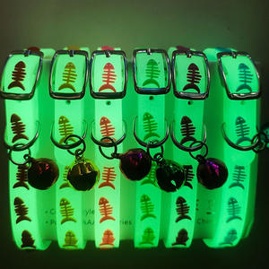 Gloeiende Kat Hond Halsband Met Bel Licht Puppy Kraag Verstelbare Fluorescerende Huisdier Veiligheidskraag Huisdier Voor Kleine Middelgrote Honden Katten - Product Image 1