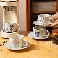 Ensemble tasse et soucoupe à café vintage peintes à la main, motif floral, glaçure bleue, tasse à latte, ensemble de thé de l'après-midi exquis, tasse et soucoupe à café en céramique