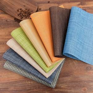 Nappe de table en PVC imperméable de style japonais avec motif lignes occidentales épaisses pour la maison, l'hôtel et la restauration - Product Image 1