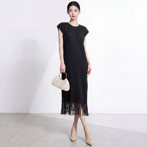 ชุดเดรส Miyake รุ่นใหม่สำหรับฤดูร้อน ดีไซน์หรูหรา สไตล์ลำลองสำหรับผู้หญิง ทรงเอเข้ารูป เอวธรรมชาติ ผ้าคุณภาพสูง เป็นมิตรต่อสิ่งแวดล้อม แขนสั้น - Product Image 4