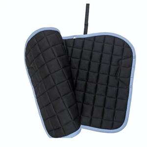 <span class=keywords><strong>Tapis</strong></span> <span class=keywords><strong>de</strong></span> <span class=keywords><strong>selle</strong></span> en satin personnalisé pour chevaux Détails personnalisés et options <span class=keywords><strong>de</strong></span> broderie <span class=keywords><strong>Tapis</strong></span> <span class=keywords><strong>de</strong></span> <span class=keywords><strong>selle</strong></span> équestre <span class=keywords><strong>de</strong></span> qualité supérieure - Product Image 3