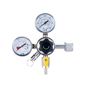 Regulador de Presión de CO2 de Doble Manómetro de Alta Calidad para Cerveza, Material de Latón, Salida de 0-90 psi, Máximo 3000 PSI - Product Image 3