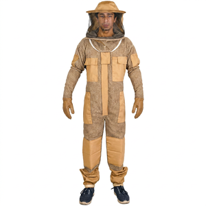 Combinaison d'apiculteur 3 couches pour hommes et femmes avec gants et 2 voiles - Combinaisons anti-piqûres Ultra Breeze pour hommes - Product Image 1