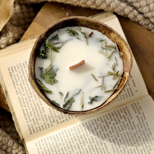 Vela Aromática de Cera de Coco de Lujo KV NATURAL HOME, Hecha a Mano por Artesanos de Vietnam, Estilo Bohemio Ecológico, 100% Decoración para el Hogar - Product Image 1