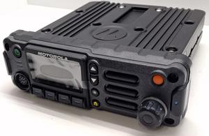 Motorola Talkie Walkie APX1500 Radio Stock Singleband P25 Prix de gros avec Radio VHF UHF longue portée Radio montée sur véhicule - Product Image 4