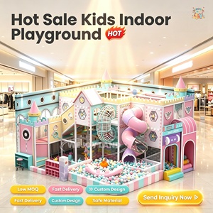 Aire de jeux interactive personnalisée en forme de château de macarons, équipement de jeux d'intérieur pour enfants, <span class=keywords><strong>parc</strong></span> de jeux doux commercial avec labyrinthe - Product Image 1