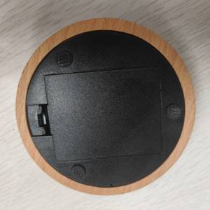 새로운 3d <span class=keywords><strong>led</strong></span> 터치 센서베이스 <span class=keywords><strong>3AA</strong></span> 배터리 전원 나무베이스 둥근 상단 USB <span class=keywords><strong>LED</strong></span> 램프 - Product Image 2