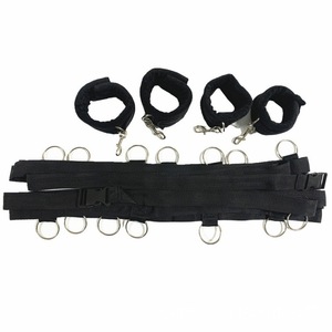 OOUX Zc0240 SM Toys Cinghie per Letto in Peluche Multi-cerchio con Anelli a D per Bondage di Coppia, Giocattolo Sessuale per Adulti - Product Image 2