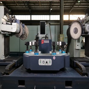Máquina de Pulido Rotatorio para Procesamiento de Metales, Equipo de Acabado de Superficies, Material de Ferretería, Equipo de Pulido y Desbaste de Llantas - Product Image 3