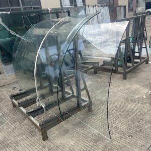 Verre de sécurité trempé courbé de haute qualité, procédé de pliage à chaud, forme d'arc personnalisée, verre renforcé pour la décoration des bâtiments - Product Image 1