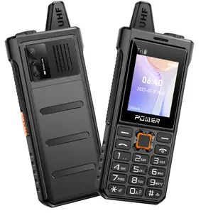 批发户外冒险手机T1 32mb + 大存储容量，带强光手电筒手机