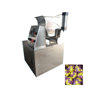 Machine à diviser et à couper la pâte pour rouleaux de printemps, chapatis, rotis, tortillas, samosas, empanadas, momos, et pour la fabrication de feuilles de raviolis, avec fonction de pétrin à pain - Product Image 4