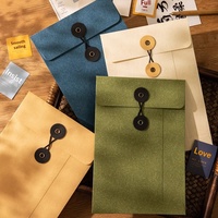 Sac de shopping personnalisé de haute qualité en papier kraft épais avec poignée en sangle et impression de logo pour l'emballage de vente au détail