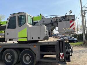 Grúa Móvil Usada Zoomlion de 35 Toneladas con Pluma Telescópica, Motor Weichai, Altura de Elevación de 42M, Modelo 2020, Bomba Hidráulica - Product Image 6