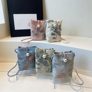 Sac à bandoulière portable élégant rétro en soie pour femme 2026, mini sac à bandoulière tendance, sac à main pour téléphone portable pour femme - Product Image 2